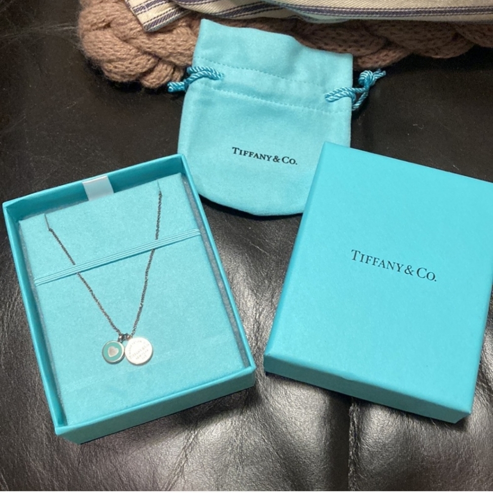 Authentic RT Tiffany & Co. Small Circles Duo Enamel Pendant Adjustable Necklace - Picture 2 of 11